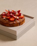 Elegant Strawberries Cookie - Image 2