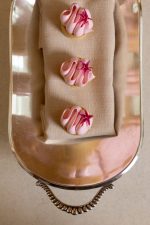 Raspberry, lychee & rose tartlet - Image 4