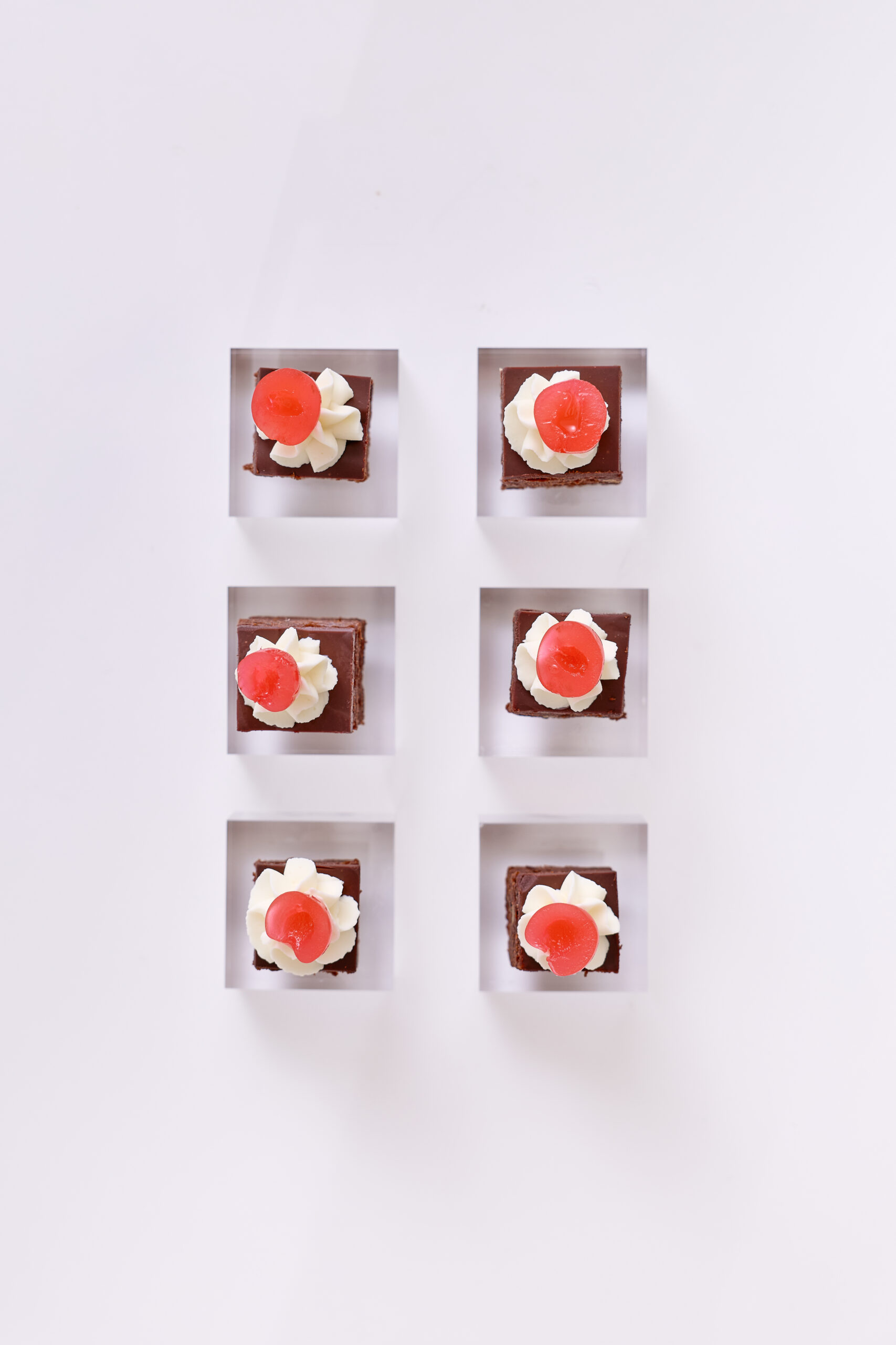 _65A7816 Fudge Brownie Bite - Image 1