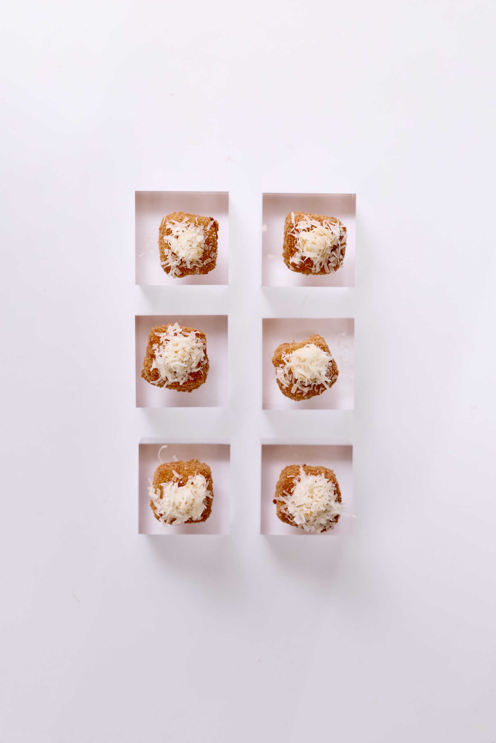 _65A7864 Crispy Cacio e Pepe Pasta Bite - Image 1